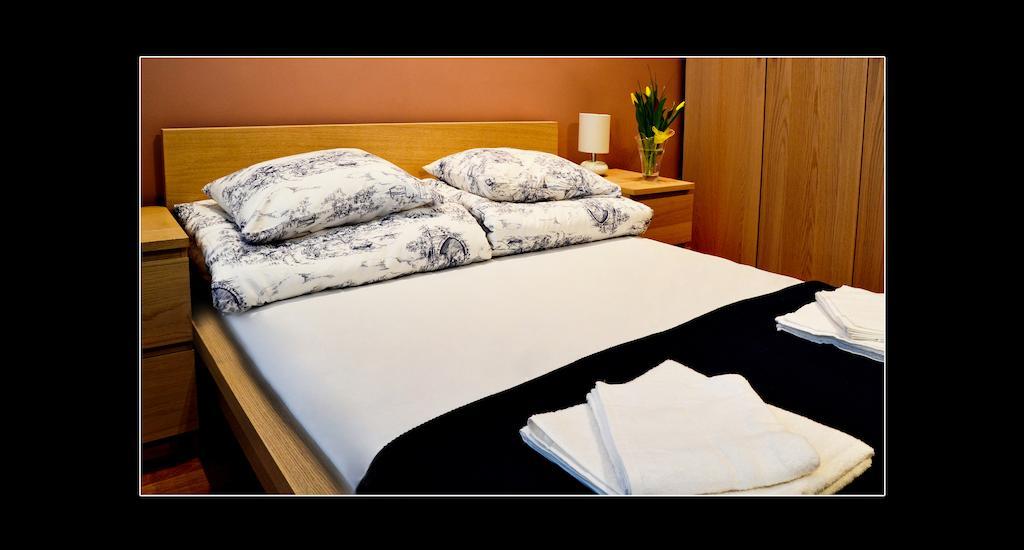 777 Apartaments Krakow Bilik gambar