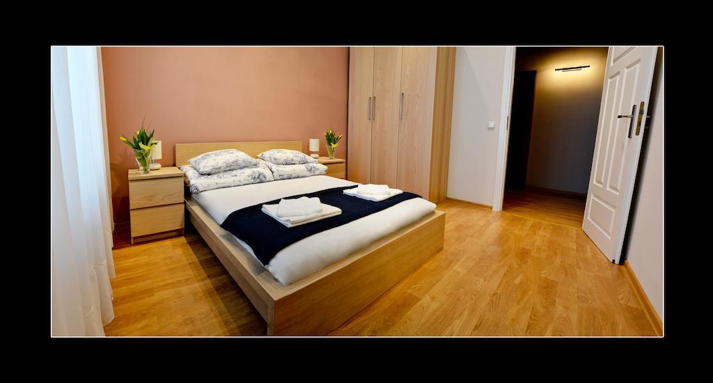 777 Apartaments Krakow Bilik gambar