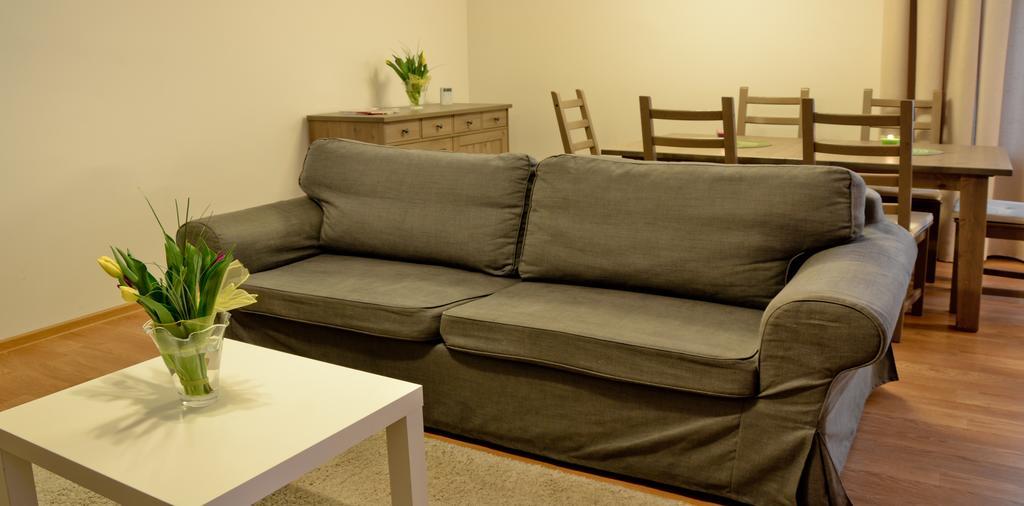 777 Apartaments Krakow Luaran gambar
