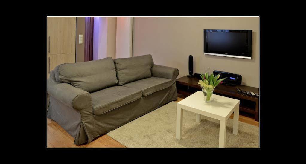 777 Apartaments Krakow Luaran gambar